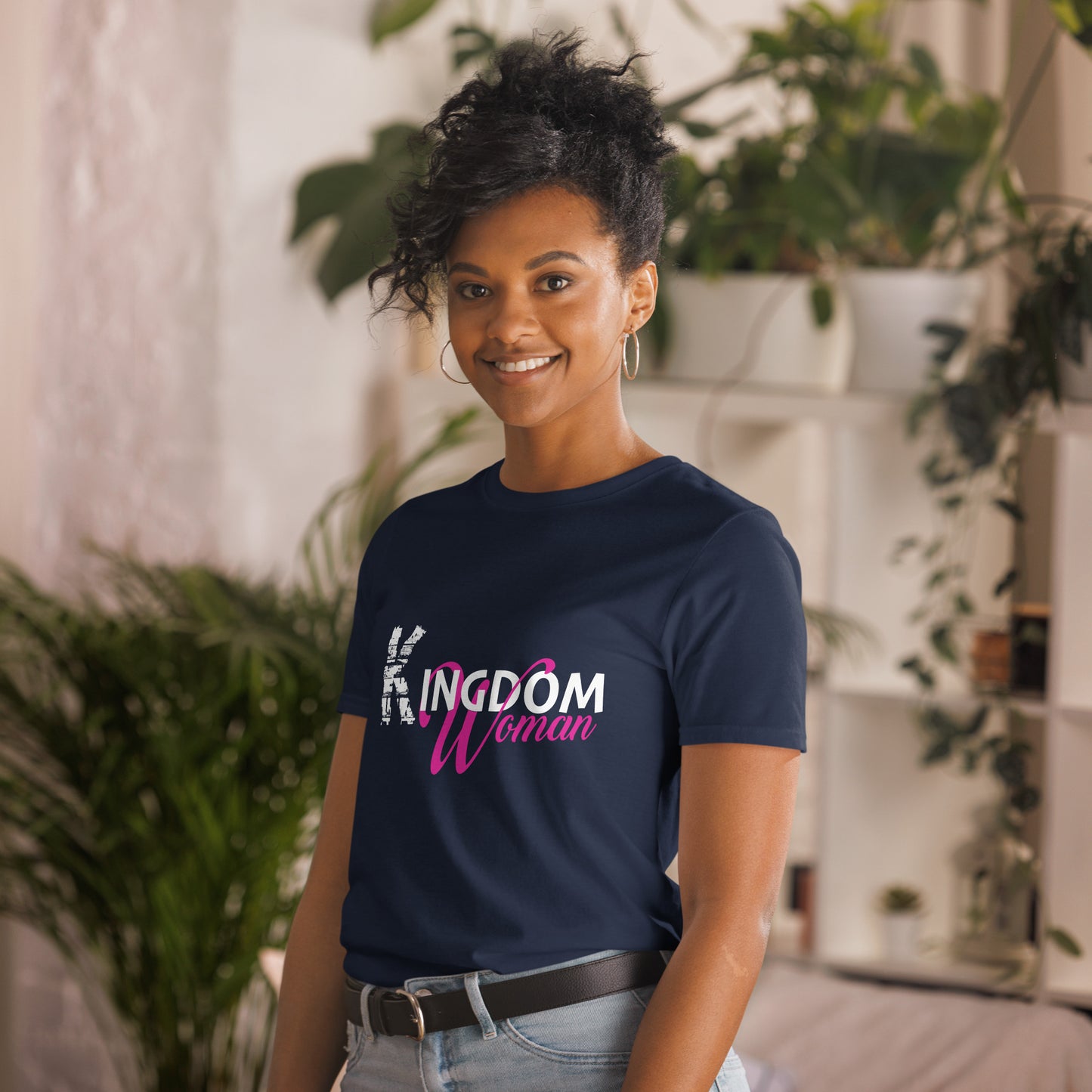 Kingdom Woman Short-Sleeve